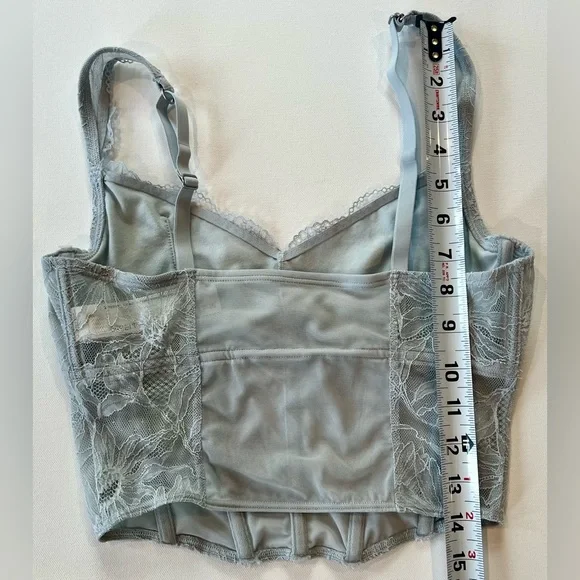 Gilly Hicks Lace Bustier in Soft Gray Floral Stitching Medium - Picture 4 of 9